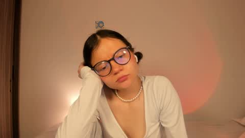 Snapshot of hailey_firee chatting on December 28, 3:58 am Hailey online show from December 28, 3:58 am