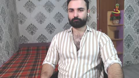 Hairy Tyler online show from January 19, 4:01 am