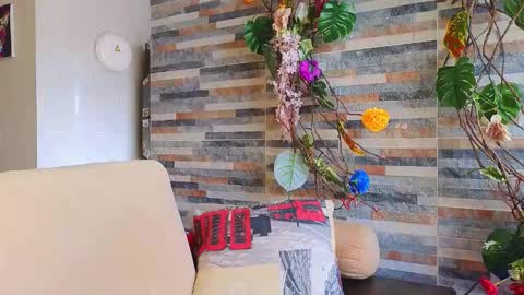 Snapshot of hairyandsexysalma chatting on September 20, 5:16 pm SALMA online show from September 20, 5:16 pm