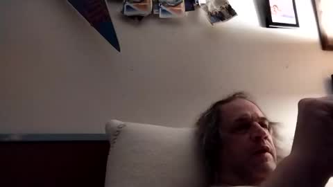 Snapshot of hairyspermballs chatting on January 5, 11:22 pm Marty online show from January 5, 11:22 pm