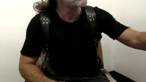 HairyTonkas online show from December 11, 3:24 am