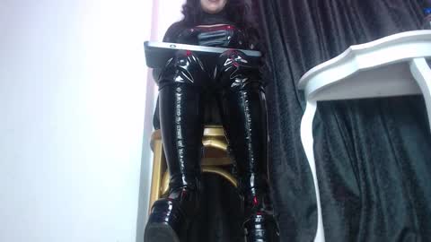 Halley Raven online show from September 12, 8:33 pm