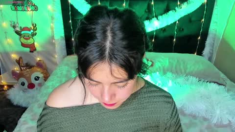 Snapshot of hanah_bakeer chatting on December 24, 2:22 pm Hanah Montana Independent model online show from December 24, 2:22 pm