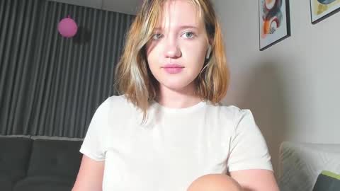 hanahwoods online show from March 4, 10:05 pm