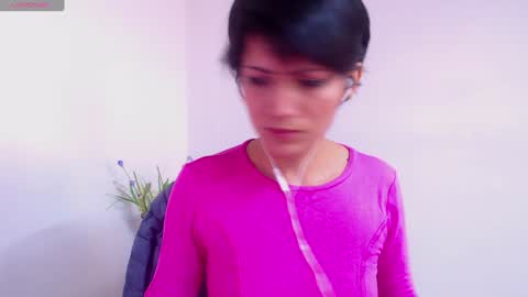 Sara online show from January 23, 5:10 pm