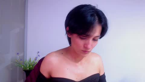 Sara online show from March 5, 7:17 pm