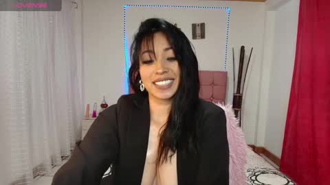 Snapshot of hannagomez_11 chatting on September 9, 7:47 pm Hanna Gomez online show from September 9, 7:47 pm