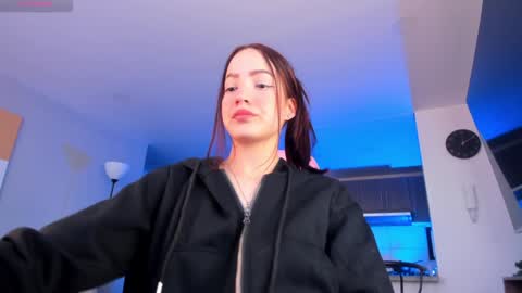Hannah online show from January 19, 10:17 pm
