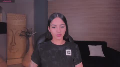 HANNAH J online show from January 3, 6:46 pm