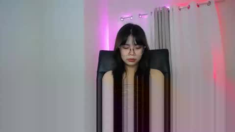 hannah online show from December 19, 2:13 pm