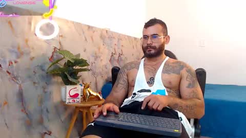 Snapshot of hanz_col chatting on September 18, 1:04 pm hanz_col online show from September 18, 1:04 pm