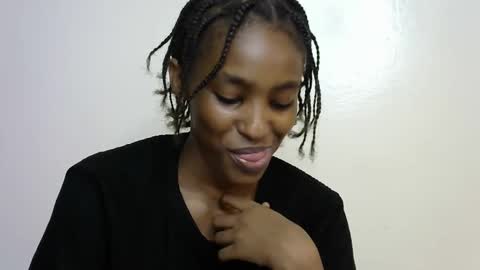happy_alwayz online show from March 11, 5:35 pm