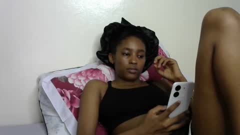 happy_alwayz online show from March 10, 11:23 am