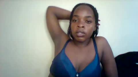 Snapshot of happy_kesh chatting on January 3, 10:20 am happy_kesh online show from January 3, 10:20 am