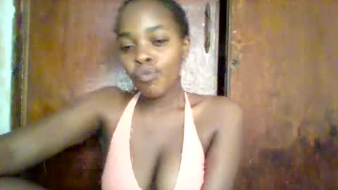 Snapshot of happy_kesh chatting on February 17, 9:56 am happy_kesh online show from February 17, 9:56 am