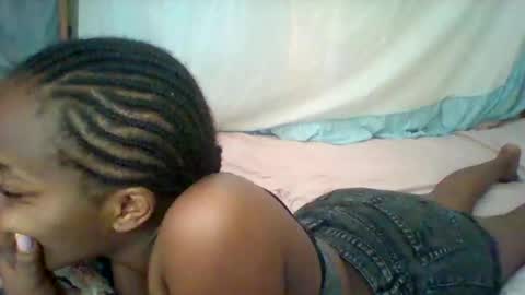 Snapshot of happy_kesh chatting on February 6, 10:58 am happy_kesh online show from February 6, 10:58 am