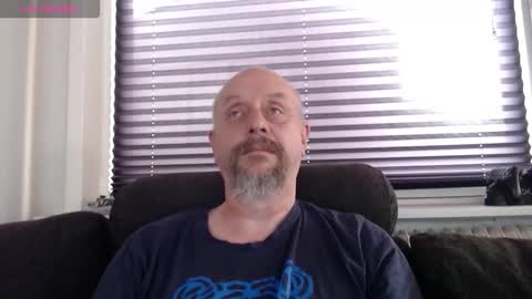 Snapshot of hardmrlazy chatting on September 16, 12:18 pm MrLazy online show from September 16, 12:18 pm