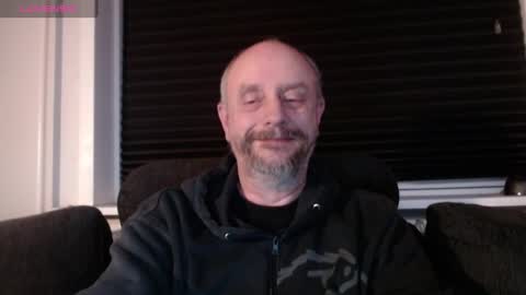 Snapshot of hardmrlazy chatting on February 22, 7:03 pm MrLazy online show from February 22, 7:03 pm