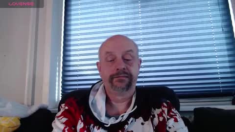 Snapshot of hardmrlazy chatting on February 3, 11:31 am MrLazy online show from February 3, 11:31 am