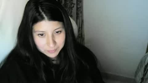 Snapshot of hasley_bbylee chatting on January 7, 8:24 am lady online show from January 7, 8:24 am