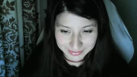 Snapshot of hasley_bbylee chatting on January 9, 7:52 am lady online show from January 9, 7:52 am