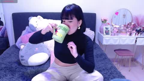 petunia  online show from December 19, 7:51 am