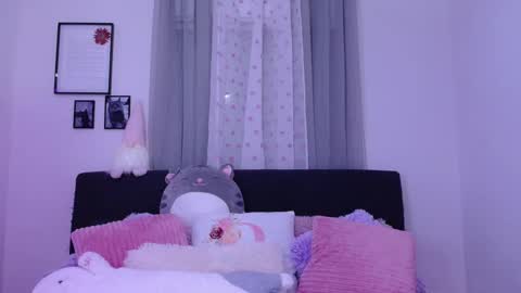 petunia  online show from January 10, 7:46 am