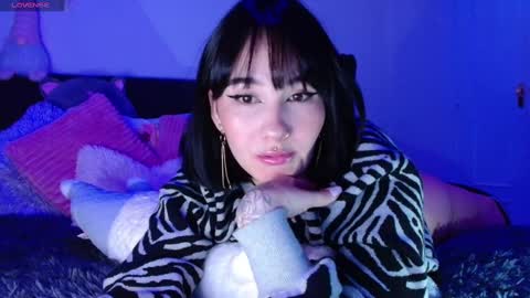 petunia  online show from January 21, 9:25 pm