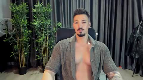 Snapshot of haydenspears chatting on February 12, 5:05 pm HaydenSpears online show from February 12, 5:05 pm