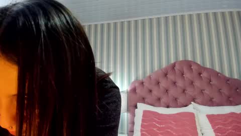 Snapshot of hazelmoret chatting on February 25, 12:05 pm HazelMoret online show from February 25, 12:05 pm