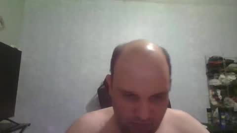 Snapshot of heavy_rebellxc chatting on February 24, 6:49 am Heavy Rebell online show from February 24, 6:49 am