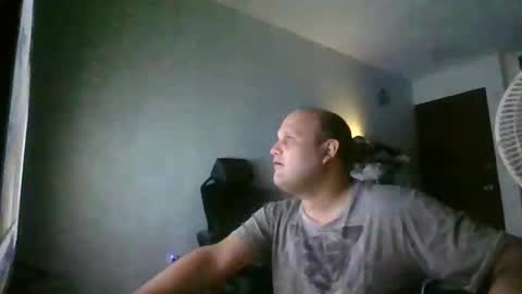 Snapshot of heavy_rebellxc chatting on January 27, 4:41 am Heavy Rebell online show from January 27, 4:41 am