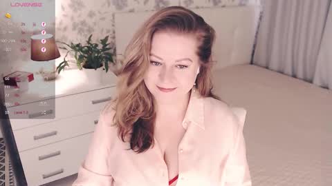 Snapshot of helenbonham chatting on September 13, 4:59 am Helena Bonham online show from September 13, 4:59 am