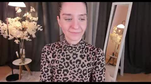 Helen online show from February 19, 3:17 am