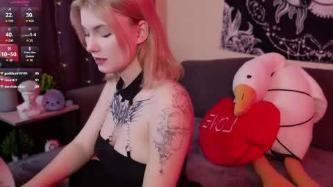 Snapshot of hellenhornny chatting on February 25, 1:00 pm HellenHorny online show from February 25, 1:00 pm