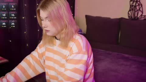 Snapshot of hellenhornny chatting on January 24, 9:17 am HellenHorny online show from January 24, 9:17 am