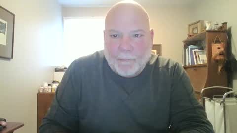 helloforfun111 online show from February 16, 1:05 pm