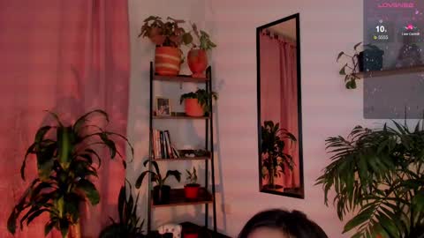 Hello I am Valentina independent Colombian model I love sensuality and pleasure welcome online show from February 24, 11:21 am