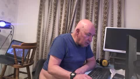 mature online show from January 4, 6:41 am