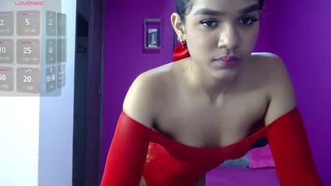 Snapshot of hermione_sweet18 chatting on March 8, 4:56 am Alana online show from March 8, 4:56 am