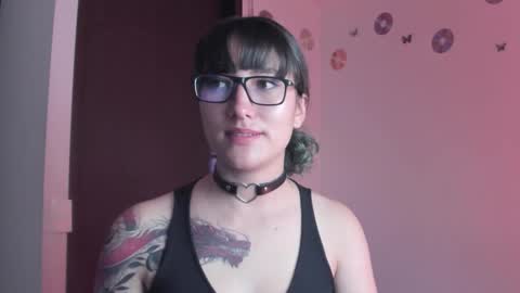 Snapshot of hitomi_arata chatting on February 22, 6:41 pm Hitomi Arata online show from February 22, 6:41 pm