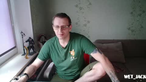 Snapshot of hlestus chatting on January 29, 6:33 am Wet Jack online show from January 29, 6:33 am