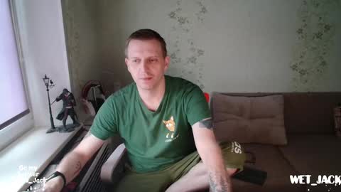 Snapshot of hlestus chatting on January 24, 6:14 am Wet Jack online show from January 24, 6:14 am