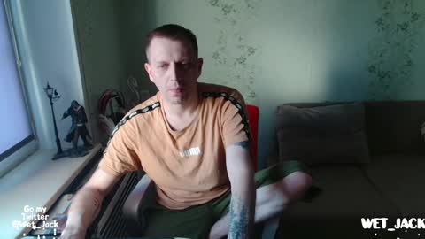Snapshot of hlestus chatting on February 25, 6:14 am Wet Jack online show from February 25, 6:14 am