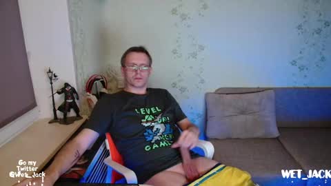 Snapshot of hlestus chatting on February 6, 5:40 pm Wet Jack online show from February 6, 5:40 pm