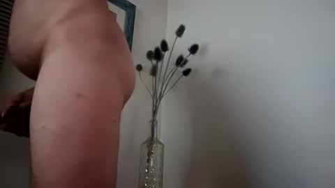 hoddieee online show from September 20, 11:52 pm