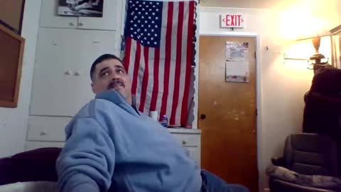 Snapshot of hoglegg99384194 chatting on March 7, 8:22 pm hoglegg99384194 online show from March 7, 8:22 pm