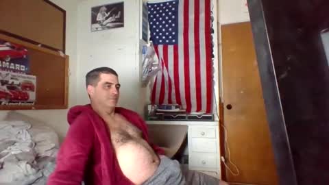 Snapshot of hoglegg99384194 chatting on January 12, 7:10 pm hoglegg99384194 online show from January 12, 7:10 pm