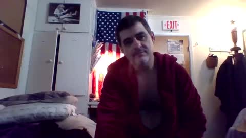 Snapshot of hoglegg99384194 chatting on February 9, 7:48 am hoglegg99384194 online show from February 9, 7:48 am