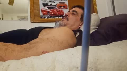 Snapshot of hoglegg99384194 chatting on February 23, 6:38 am hoglegg99384194 online show from February 23, 6:38 am